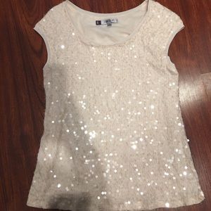 Shortsleeved sequined Top